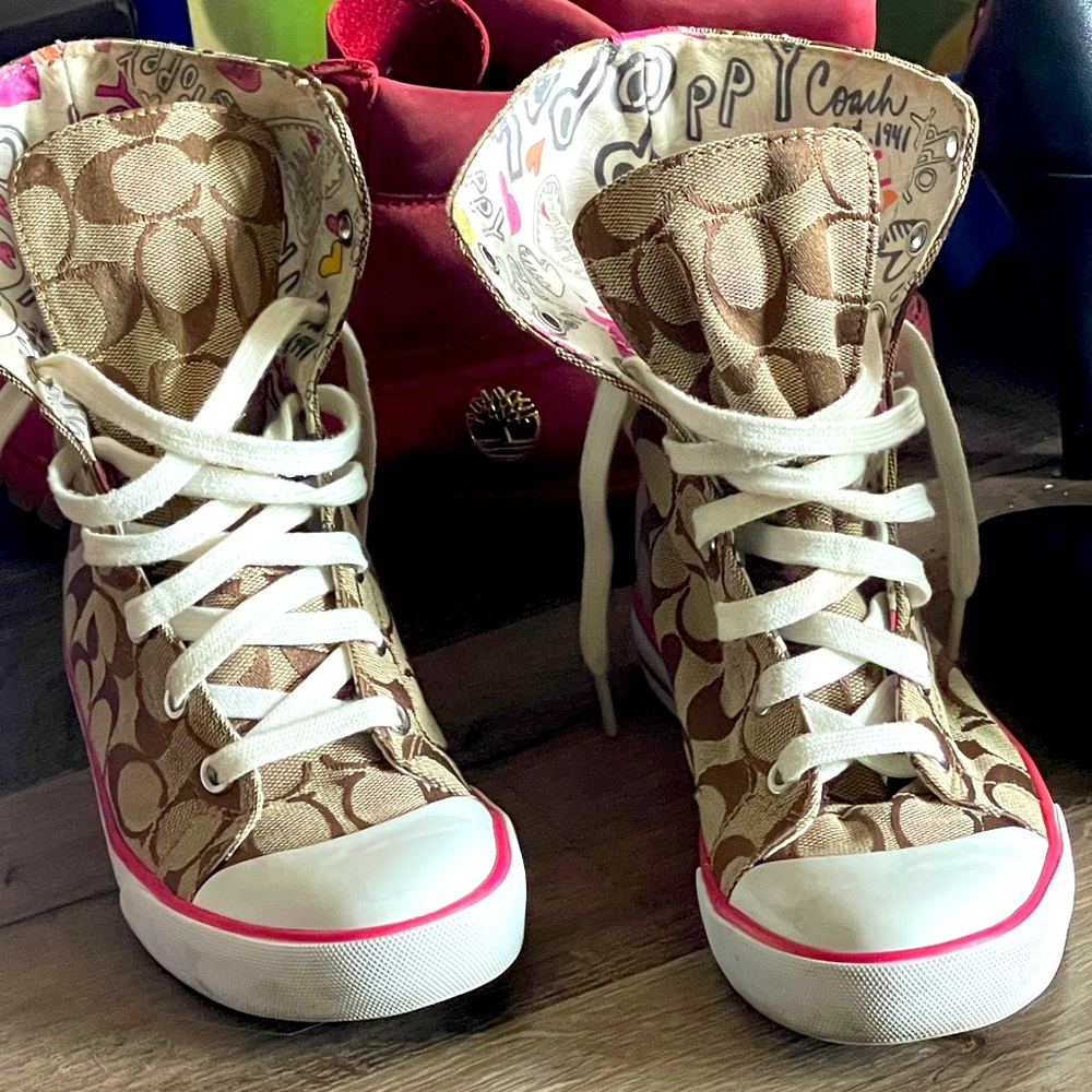 COACH Bonney Brown Monogram Hightop/ Boots